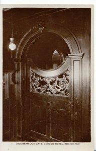 Kent Postcard - Jacoben Dog Gate - Gordon Hotel - Rochester - RP- Ref 8935A