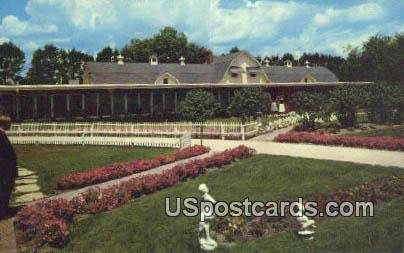 Honey Bear Farm - Genoa City, Wisconsin