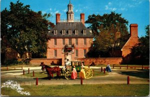 Historic Governors Palace Streetview Williamsburg Virginia Chrome WOB Postcard 