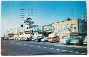 Hackney's World Fampus Seafood Restaurant c1960 Postcard D14