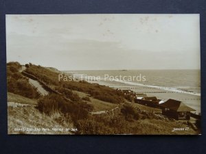 Essex FRINTON ON SEA Zig Zag Path & Beach Huts c1938 RP Postcard by Judges 20002