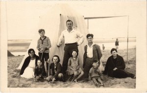 CPA OUISTREHAM RIVA-BELLA - People at the Beach (1258293)