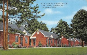 Hattiesburg, MS Mississippi  BLUE GABLES TOURIST COURT  1951 Roadside Postcard