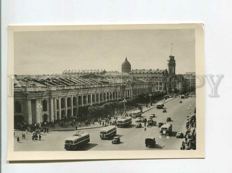 482881 1953 Leningrad Nevsky prospect Gostiny Dvor trolleybuses cars