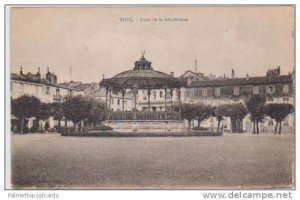 Courtyard View, Place de la Republique, Toul, Meurthe et Moselle, France 1919