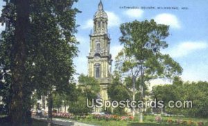 Cathedral Square - MIlwaukee, Wisconsin WI Postcard