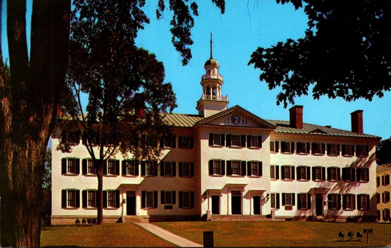 New Hampshire Hanover Dartmouth College Dartmouth Hall 1975