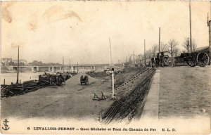 CPA Levallois Perret Quai Michelet et Pont du Chemin de Fer (1311145)