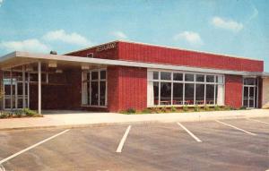 Memphis Kentucky Glass House Restaurant Street View Vintage Postcard K41954