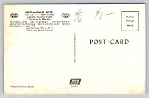 International Motel   Calais  Maine  Postcard