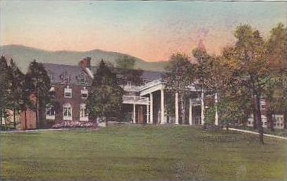 Virginia Luray The Mimslyn Hotel of Distinction near Shenandoah National Park...