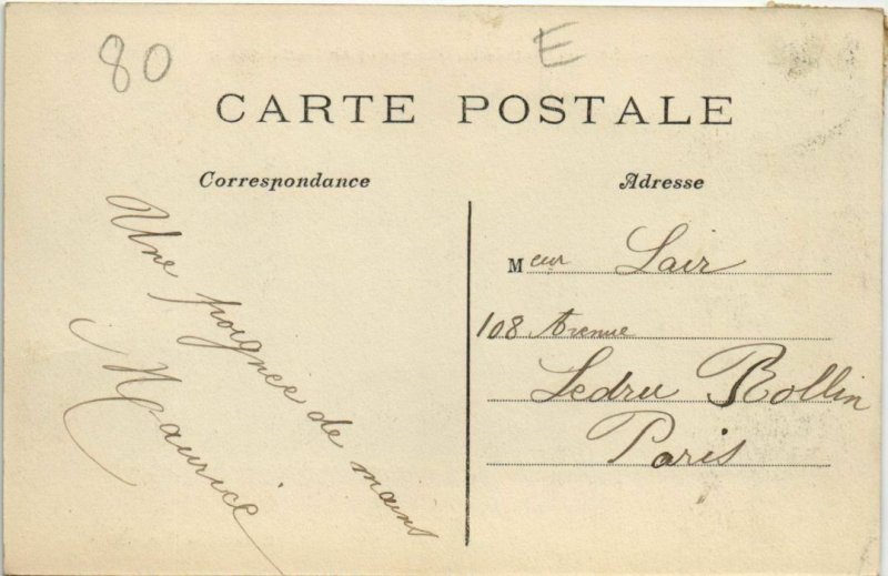 CPA PÉRONNE Entrée du Fabourg de Paris (19469)
