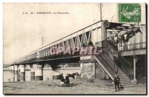 Bordeaux - Gateway - strolling man - Old Postcard