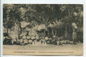 438977 FRENCH Africa colony Preparing cassava baskets for the market postcard