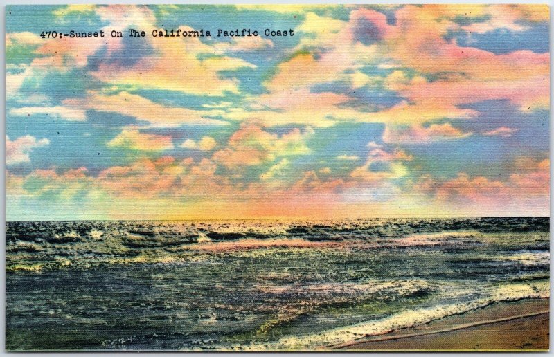 VINTAGE POSTCARD SUNSET ON THE CALIFORNIA PACIFIC COAST c. 1940s