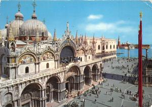 B33888 Basilica and small St Mark`s Square Venezia   italy