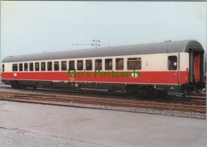 Railways Postcard - Trains, Reisezugwagen (Grossraumwagen) Ref.RR15912