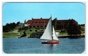 YARMOUTH, N S, Canada ~ Roadside LAKESIDE INN & Sailboat  c1950s Postcard