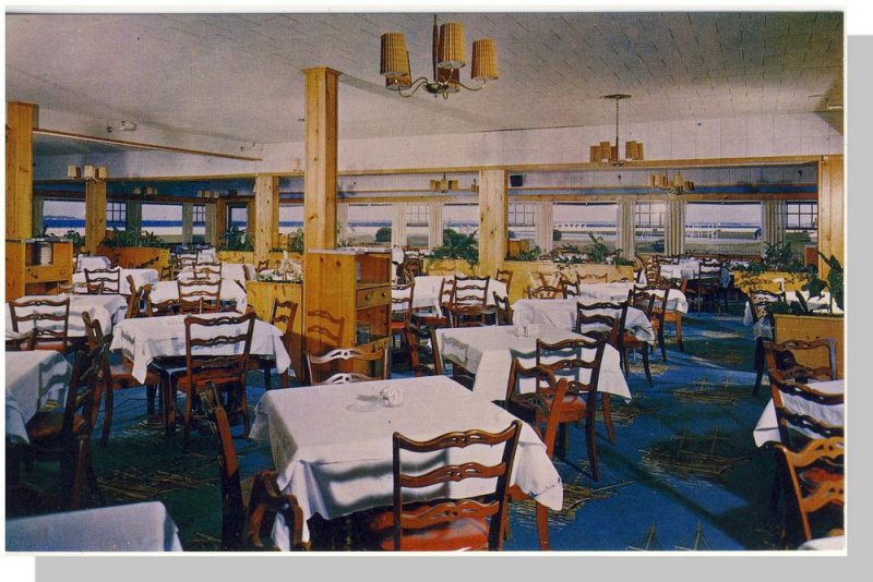 Cape Cod, Massachusetts/MA Postcard,  Dining Room, Provincetown Inn & Motel