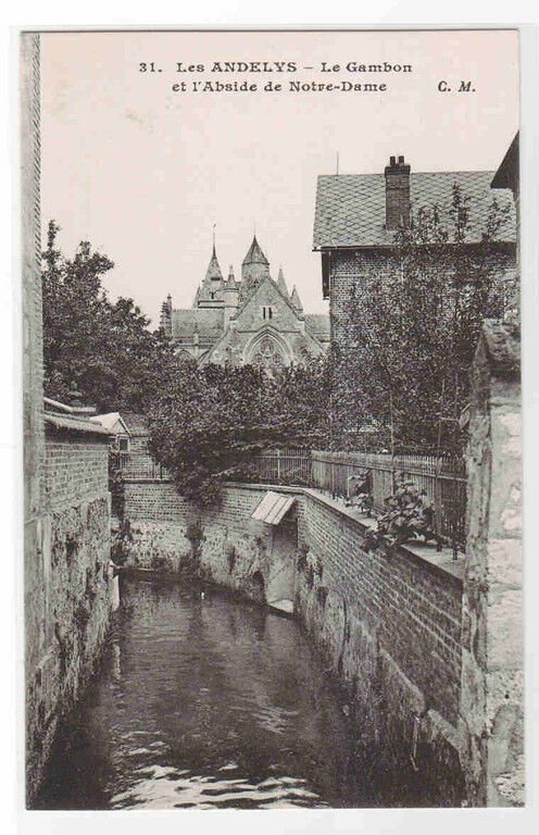 Le Gambon et l'Abside de Notre Dame Les Andelys France postcard