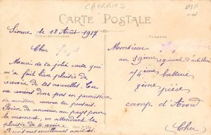 Tes Levres Woman Working Writing On Back 