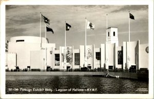 Vtg Postcard RPPC New York Worlds Fair - Lagoon of Nations UNP