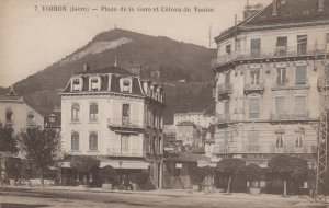 France Postcard - Voiron (Isere) - Place De La Gare Et Coteau De Vouise   T10252