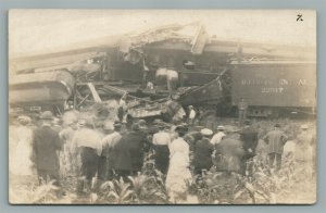 TRAIN WRECK 1910 ANTIQUE REAL PHOTO POSTCARD RPPC ILLINOIS CENTRAL railroad