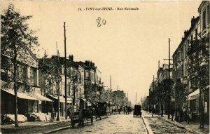 CPA IVRY-sur-SEINE Rue Nationale (869475)