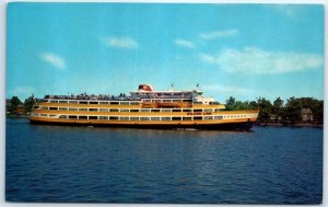 Postcard - M. V. George Washington, Wilson Line, The Potomac River