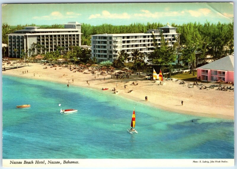 c1970s Nassau, Bahamas Beach Hotel Resort Ocean View Sailboat Chrome 4x6 PC M26