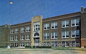 High School, Albany in Albany, Missouri