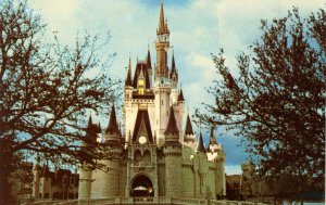 FL - Orlando. Walt Disney World. Cinderella Castle