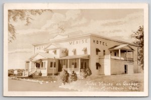 RPPC Hotel Venise en Quebec Baie Missisquoi 1952 to Port Trevorton Postcard I25