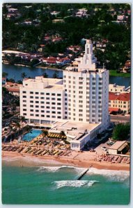 Postcard - The New Versailles - Miami Beach, Florida