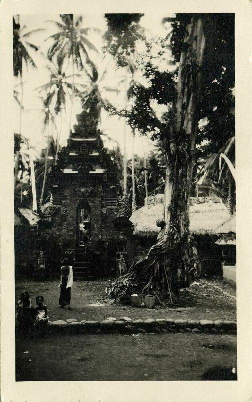 indonesia, BALI, Entrance to Hindu Temple (1920s) RPPC Postcard