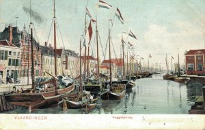 Netherlands Vlaardingen Vlaggetjesdag Harbour Boats Vintage Postcard 07.56