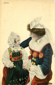 c1910 Postcard 2221 Mother & Child in Traditional Dress Costume of Skåne Sweden