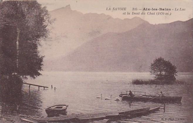 France Aix les Bains Le Lac et la Dent du Chat