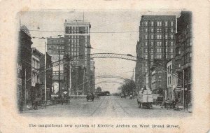 ELECTRIC ARCHEWS WEST BROAD STREET COLUMBUS OHIO POSTCARD (c. 1910)