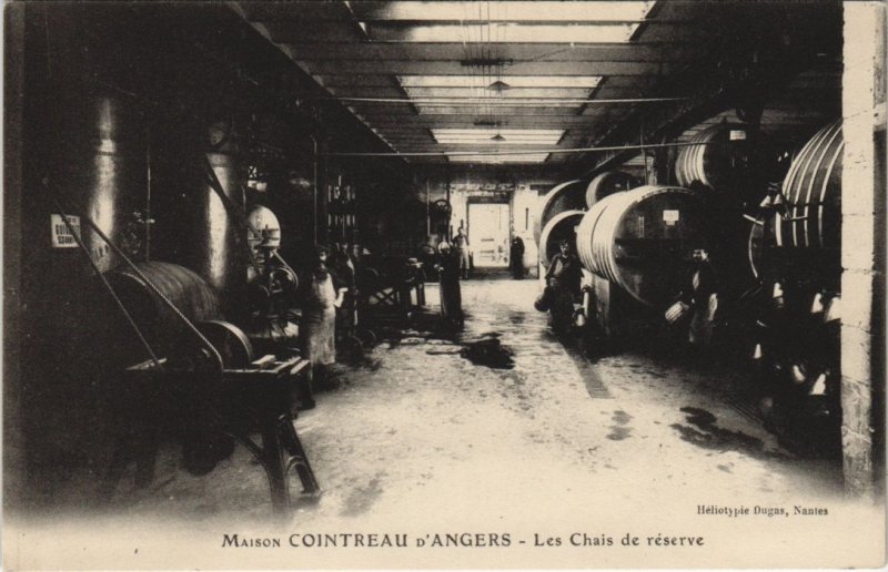 CPA Maison Cointreau d'ANGERS-Les Chais de reserve (127648)