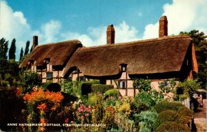 England Stratford Upon Avon Anne Hathaway's Cottage