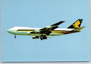 Airplane Postcard Singapore Airlines Boeing 747 Landing Gear Down DO8