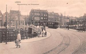 Leiden Holland Blauwpoortsbrug met Prinsessekade Leiden Blauwpoortsbrug met P...