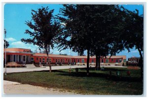 c1960 Bel Aire Motel Exterior Building Albert Lea's Minnesota Vintage Postcard