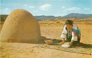 Native American, Indian Women Grinding Corn,Northern New Mexico, Petley S4434-1