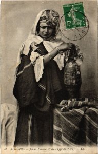 CPA AK Jeunes Femme Arabe - Type du Nord ALGERIE (1188687)