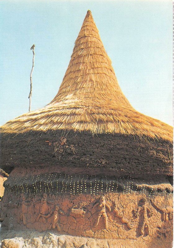 us8296 cote d ivoire traditional hut