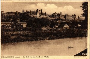 CPA Carcassonne La Cite vue des bords de l'Aude FRANCE (1012767)