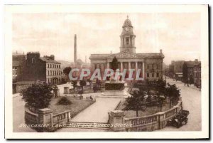 Modern Postcard Lancaster Town Hall and Quenn's Statue